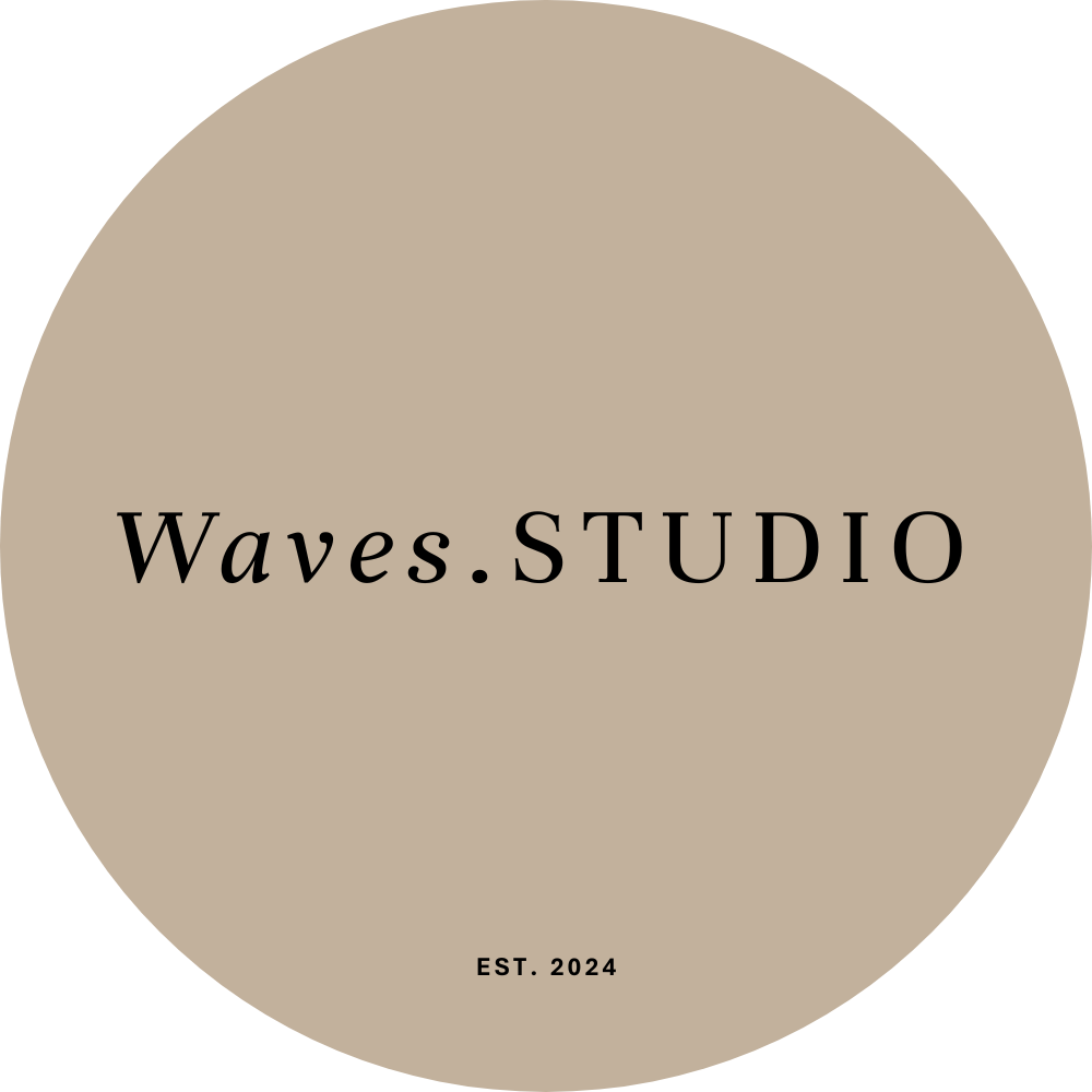 logo: Waves Studio UK